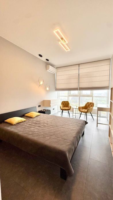 Продається двокімнатна квартира в ЖК «Каховська», метро Лівобережна