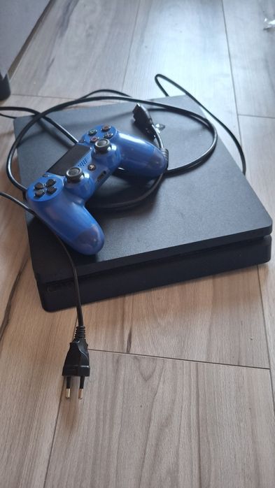 PlayStation 4 z padem