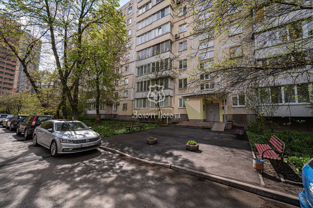 Квартира, 2к. Під ремонт. Василя Липківського, 9, Солом'янка Солом’янський район