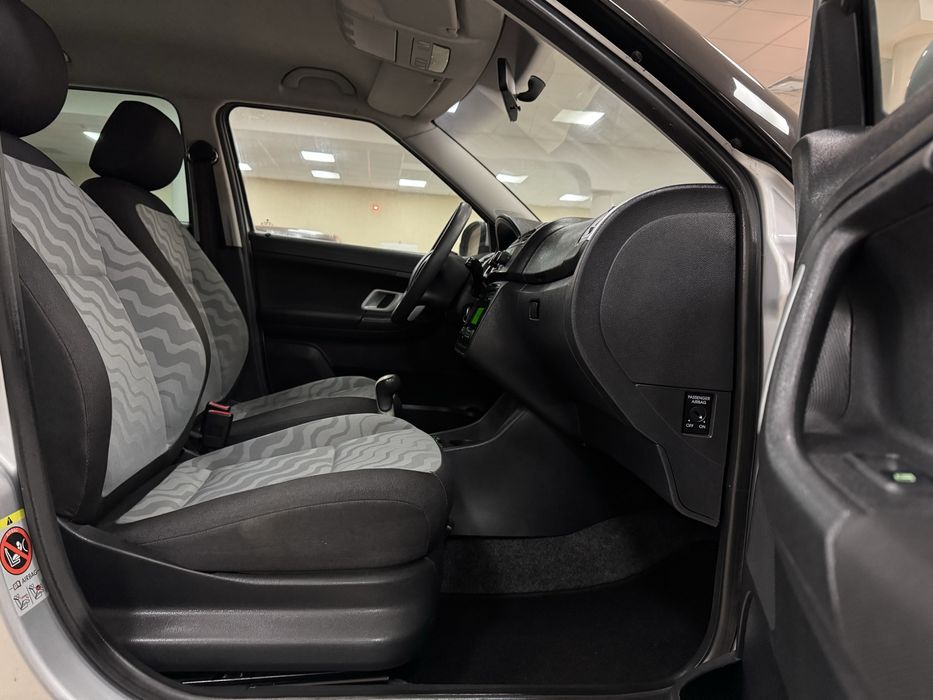 Skoda Fabia 1.4i 16V 5МКПП 2009 р.в. (86 к.с.)