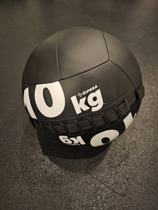 Gipara piłka wall ball