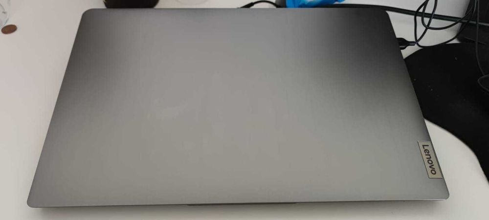 PC Portátil Lenovo i5 8GB RAM 512 GB