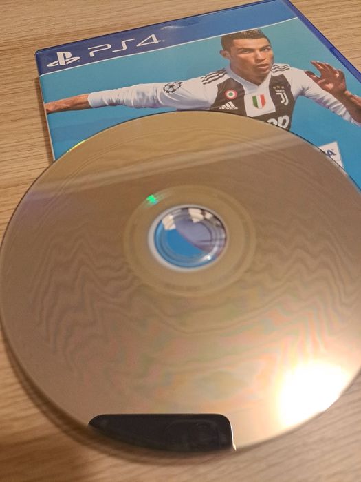 Jogo FIFA 19 Playstation 4 PS4