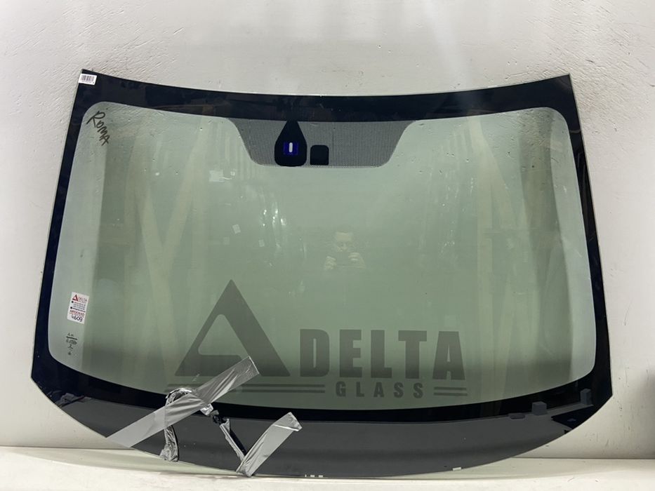 Mitsubishi Outlander 2012- Лобове скло з датчиком обігрівом 6102A916