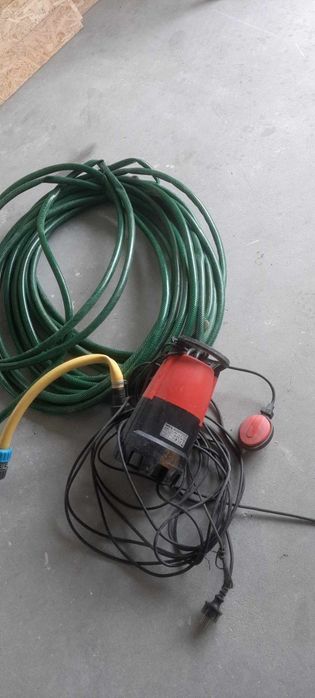 Pompa do wody Yato + wąż ogrodowy