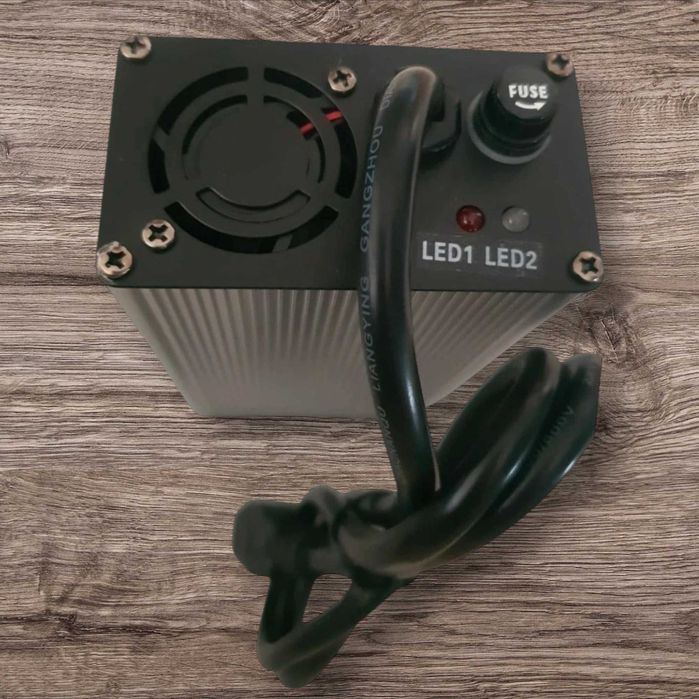 Carregador Inteligente Bateria Lítio LiFePO4 Bicicleta Elétrica Scooter Golf