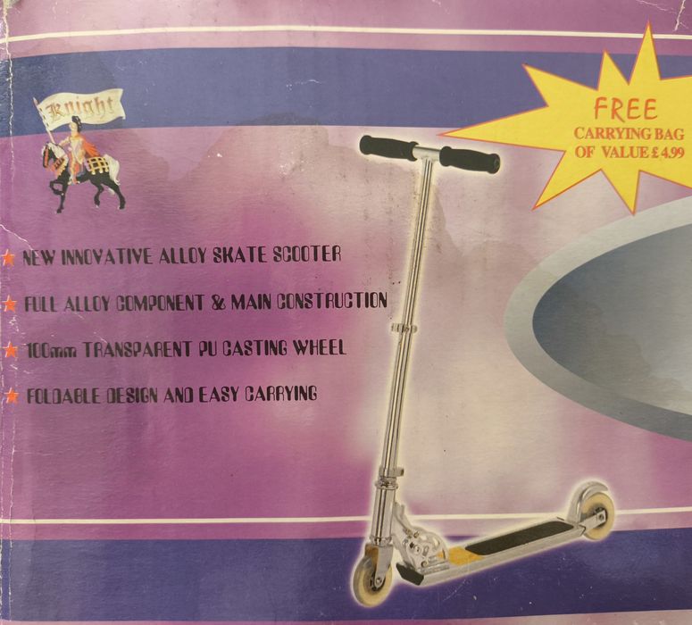 Trotinete nova com saco de transporte