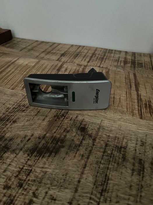 Energizer Ładowarka do baterii