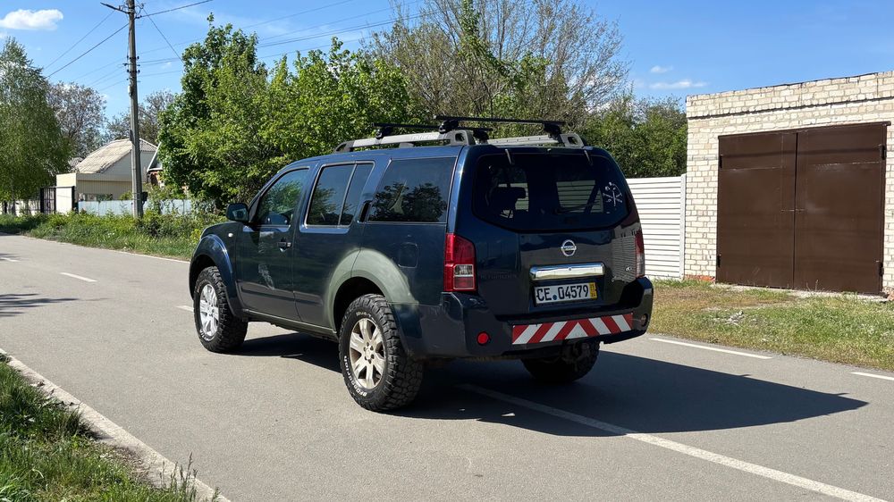 Nissan Pathfinder R51
