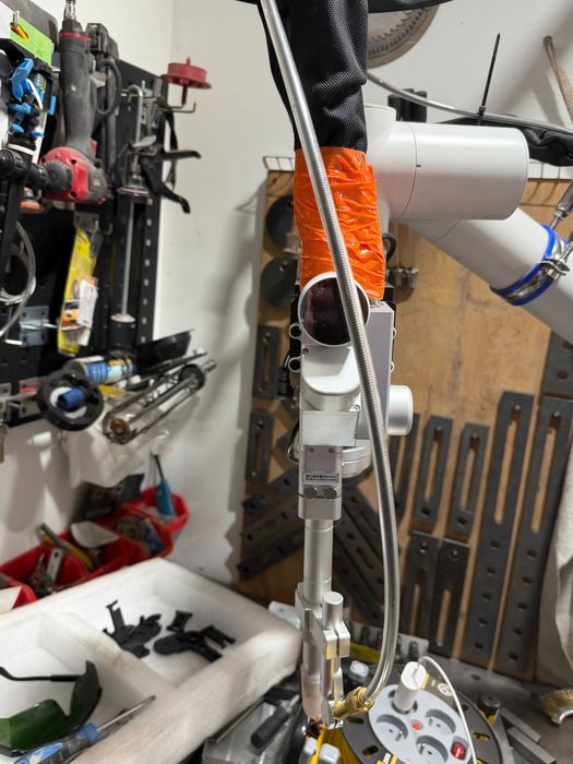 Cobot spawalniczy laserowy 1500W LNT Ręczne programowanie
