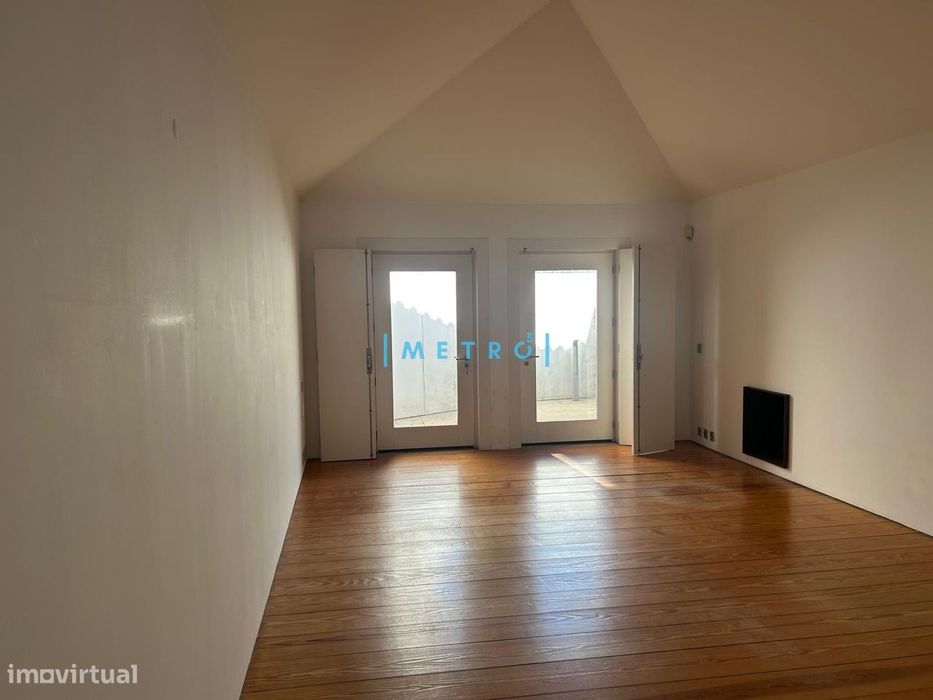 Moradia T2 Arrendamento em Aldoar, Foz do Douro e Nevogilde,Porto