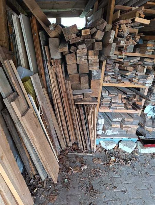 Sprzedam deski kołki kantówki płyty