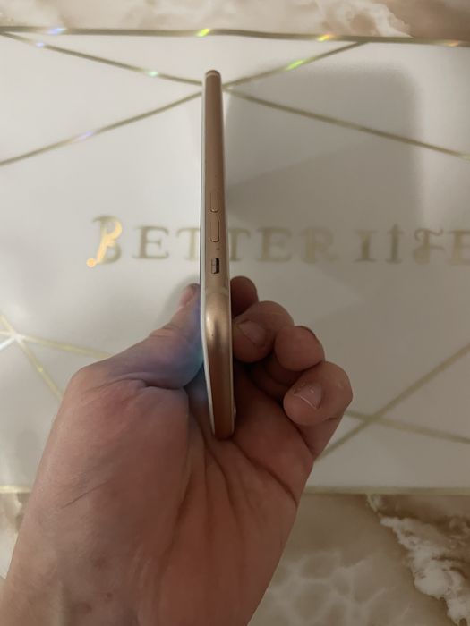 Продам Iphone 8 64 GB в робочому стані