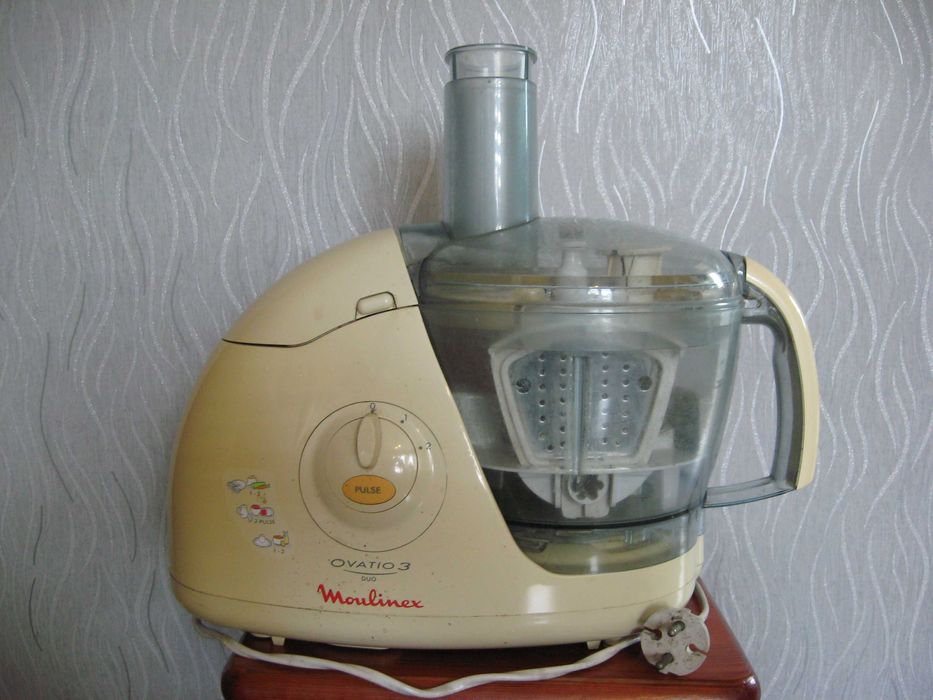 Robot kuchenny Mulinex z przystawkami .