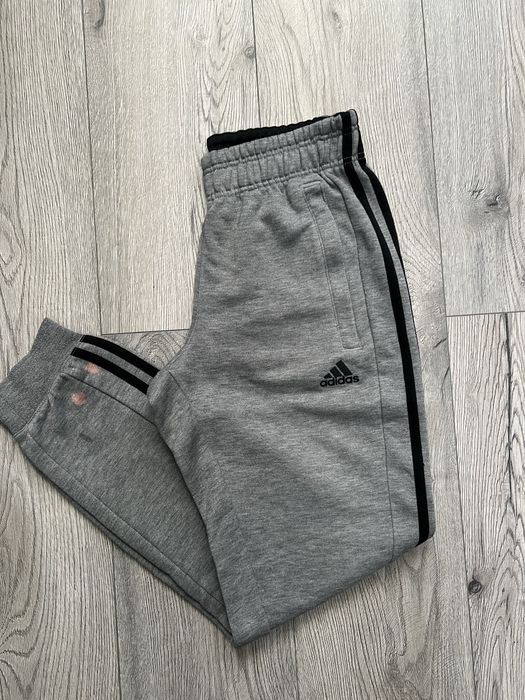 Штани адідас оригінал.