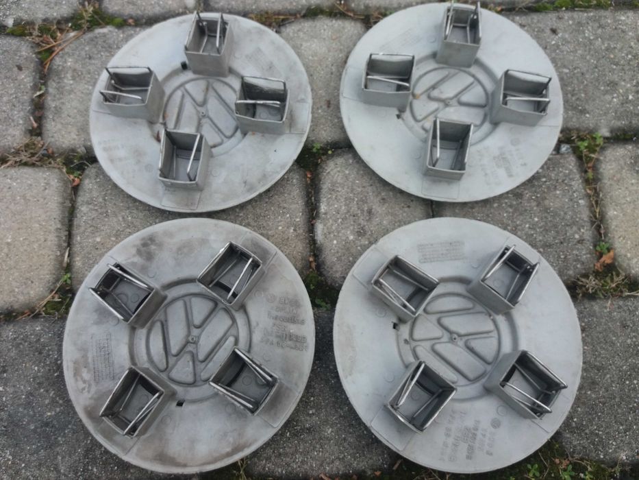 kołpaki kapsle zaślepki vw golf 3