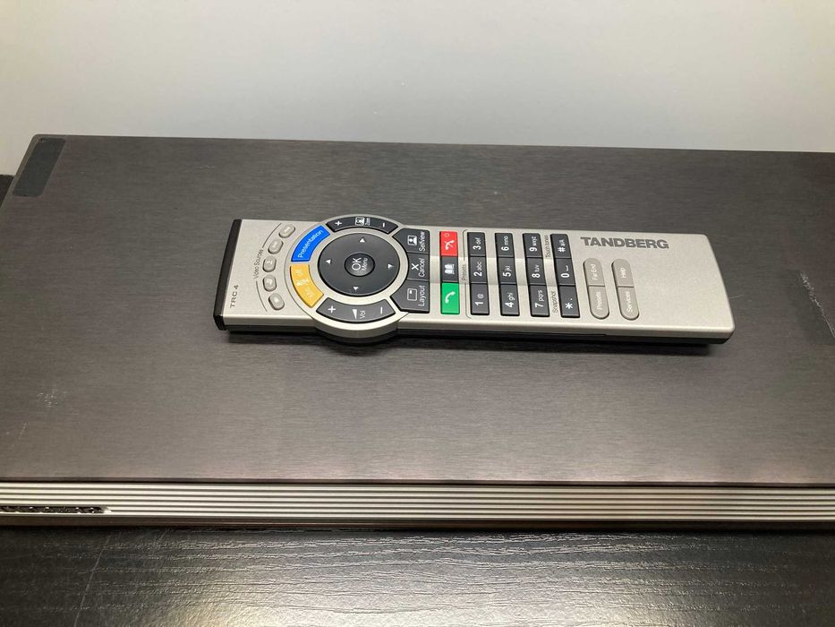 Tandberg TTC7-14 / Edge 95 MXP — система відеоконференцій (HD)