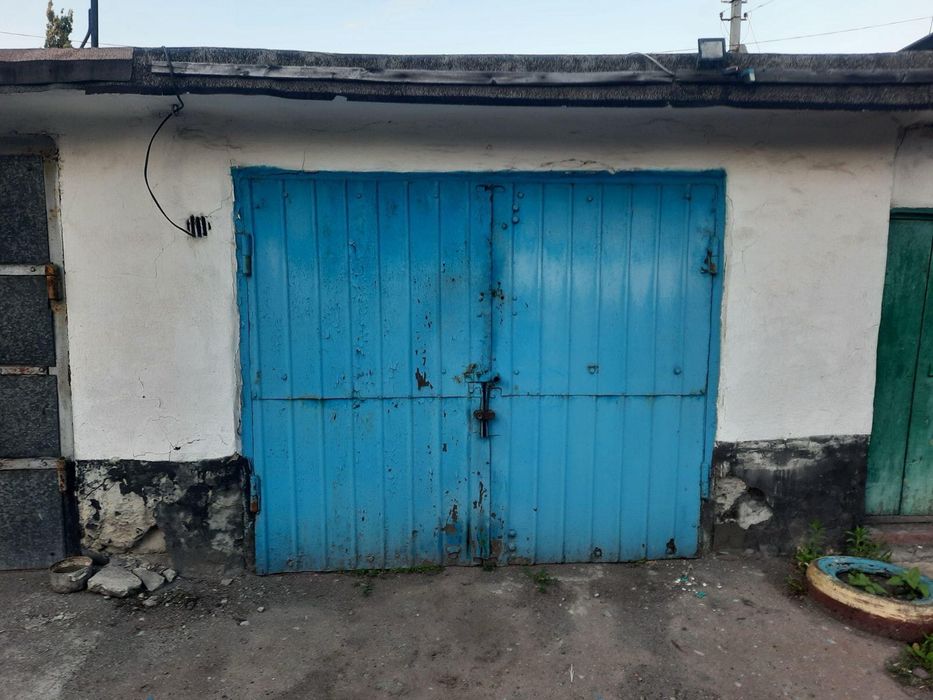 Продам гараж срочно