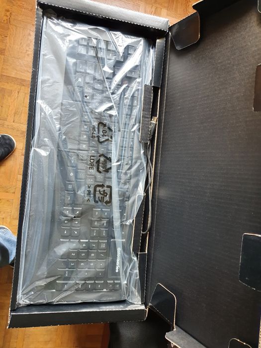 Gaming Steelseries Teclado Apex e Rato Rival