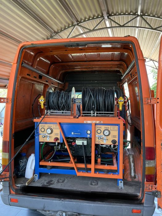 Чистка каналізаційних труб, прочистка труб, чистка канализации