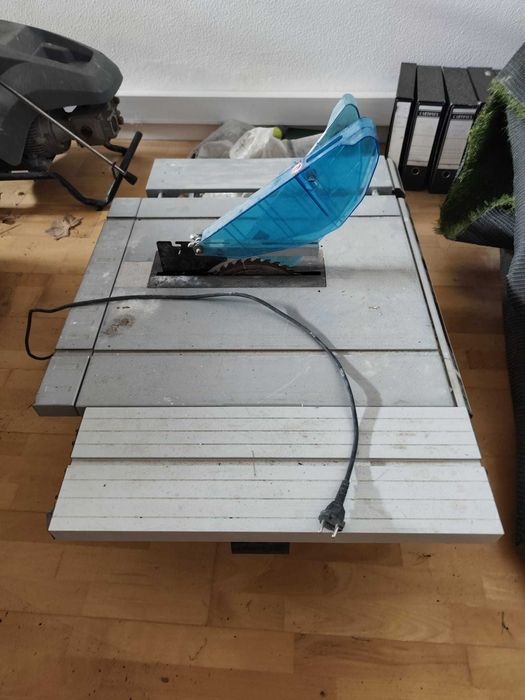 Serra de Mesa Makita MLT100N – 1500W – Disco 260 mm