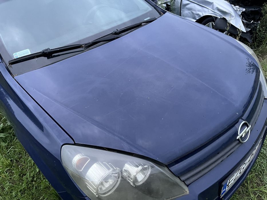 Opel Astra H - maska - inne