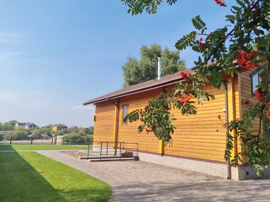 Подобово та погодинно/Осещина з виходом на воду: баня, басейн у ціні +