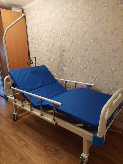 Продам медичне ліжко 4 секційне MED1-C09. Самовивіз м. Кам'янець-Подільський