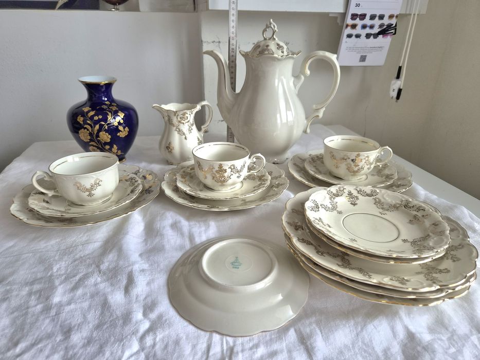 Посуда красивая , графин  ,есть  Villeroy  & Boch  Германия