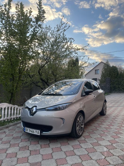 Renault zoe 24kw 2015 рік