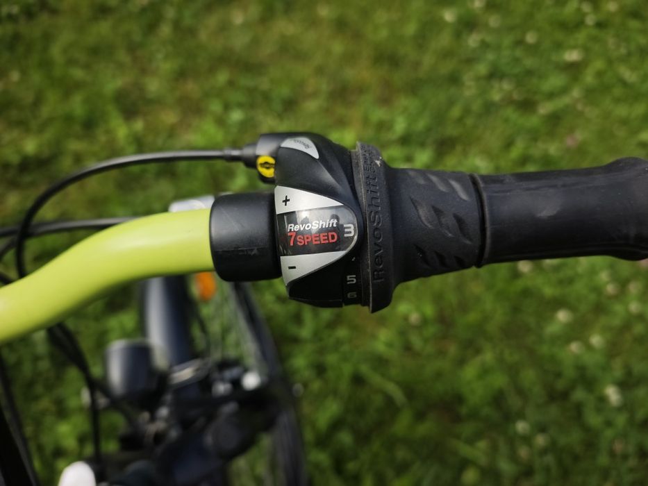 Rower trekkingowy B'Twin Rockrider z kołami 24-calowymi made in italy