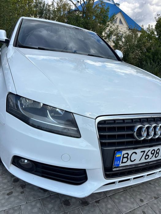 Продам Ауді а4b8