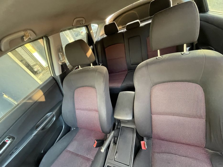 Mazda 3 на автомате/газ