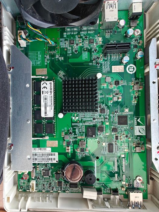 Serwer NAS QNAP TS-231P2 (Rozszerzone do 8GB RAM)