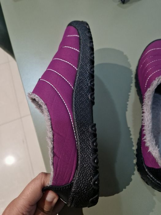 Pantufas com pêlo e antiderrapantes