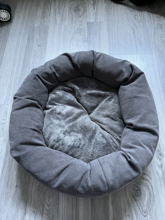 Szare legowisko Pawz & Pepper o średnicy 49cm