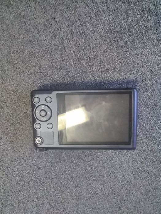 Samsung Camera (New!)64298868905859121