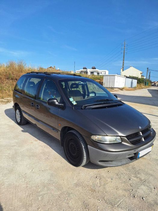 Chrysler Voyager 2.5 Turbo Diesel 7 Lugares