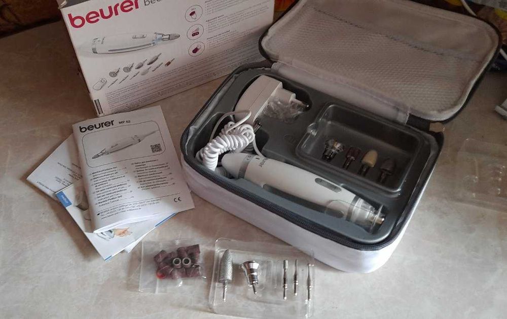 Продам набор для маникюра и педикюра Beurer MP 62