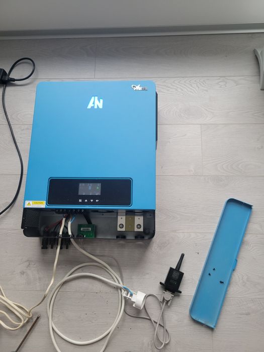 Гібридний on/off grid Інвертор Anern 8,2 kW.