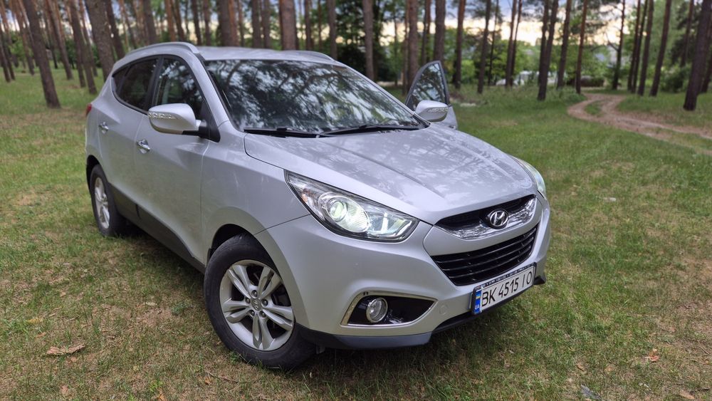 Hyundai ix35 2011 VIN TMAJU81BCCJ250651 фото оголошення 2 з 24