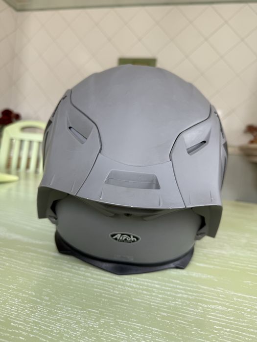 Vendo Capacete Mota Airoh GP550S
