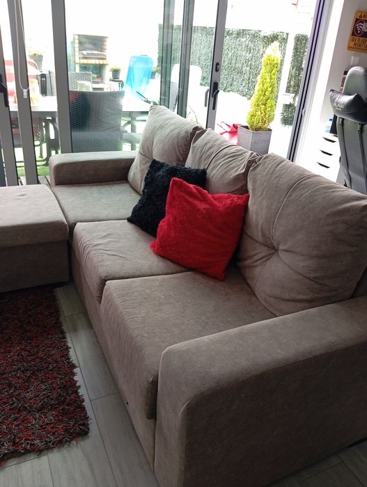 Sofá  com chaise long