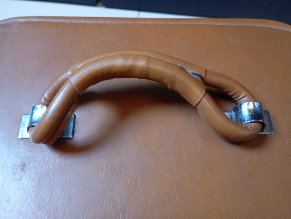 Necessaire antigo com espelho troco por jogos