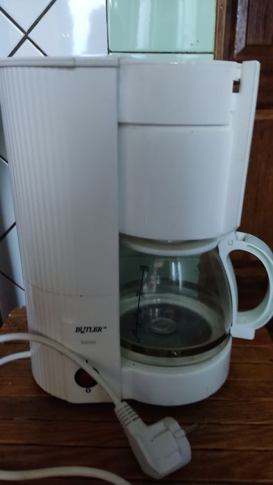 Продам капельную кофеварку Butler