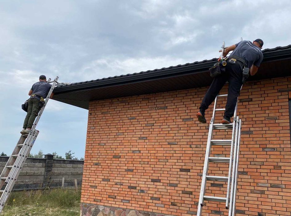 Металеві водостоки/Безшовні ринви/Бриза/Софіт/Металопрофіль/Монтаж