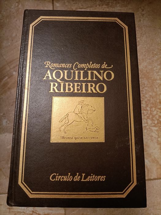 Dicionários Enciclopédicos Koogan Larou/Português Inglês Porto Editora