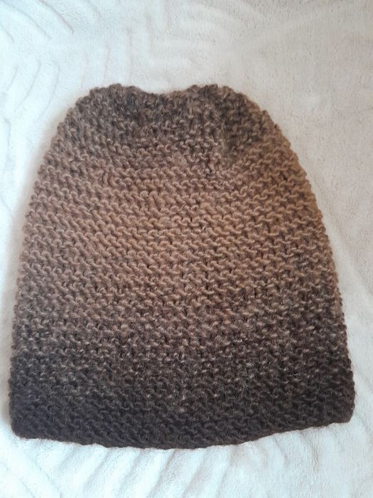 Ciepła brązowa czapka