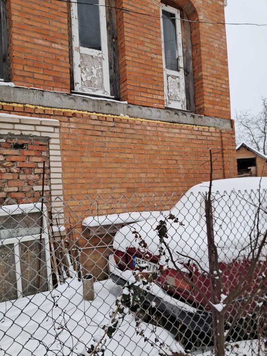 Продам частину будинку на П'ятничанах 0962