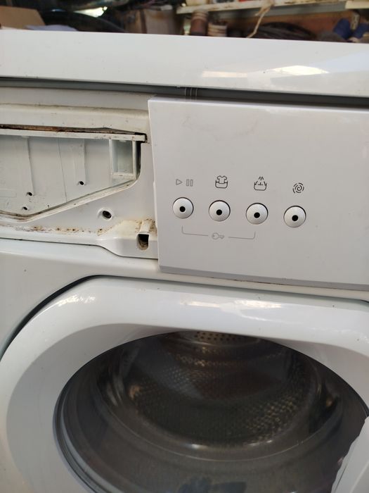 Maquina de lavar roupa Telefac modelo TF4107Plus